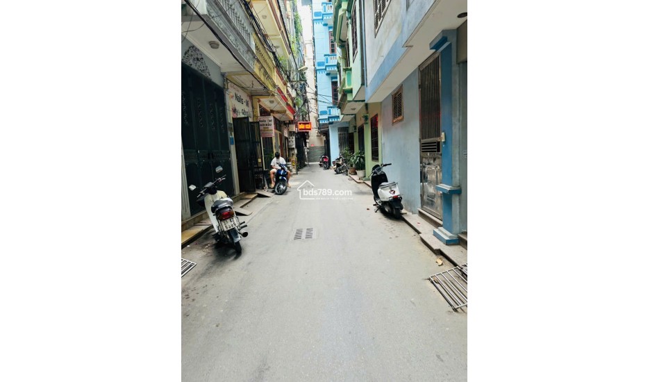 NHÀ PHÂN LÔ PHÙNG HƯNG – NGÕ THÔNG – GẦN PHỐ – NHÀ DÂN XÂY CHẮC CHẮN – GIÁ 11.5 TỶ